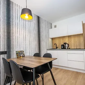 Inpoint Drive - Stay&park Free Krakau